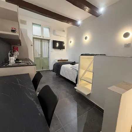 3 St Anne's Street Apartament *