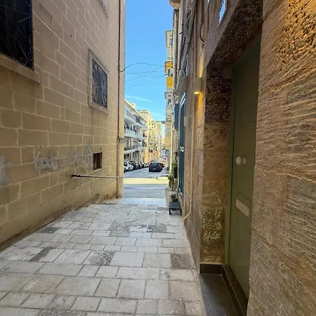 3 St Anne's Street